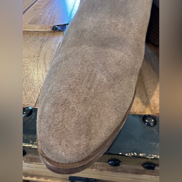Women’s Gap Tan Suede Ankle Boots - Picture 2 of 11